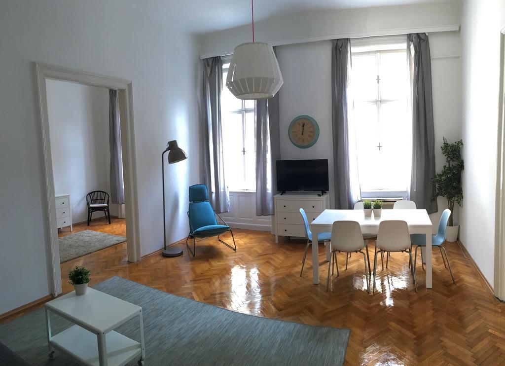 Budget Apartment by Hi5-Rákoczi 24 Budapest Esterno foto